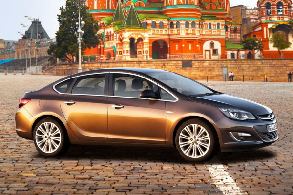 Новый Opel Astra 1.6 CDTI 2014 Фото 01